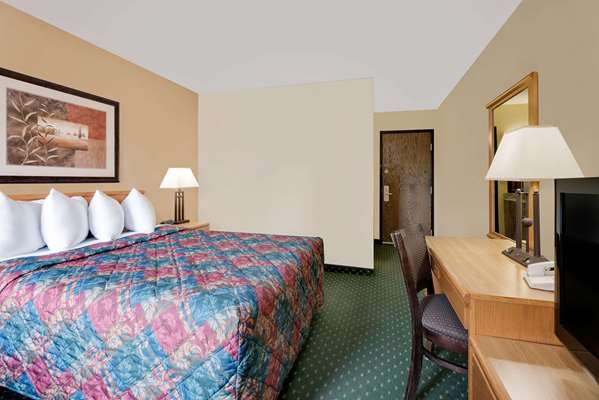  - Days Inn International Falls