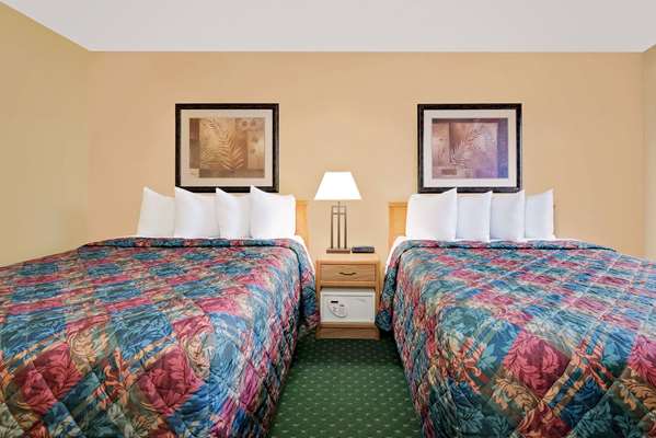  - Days Inn International Falls