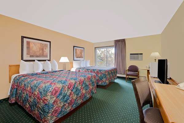  - Days Inn International Falls