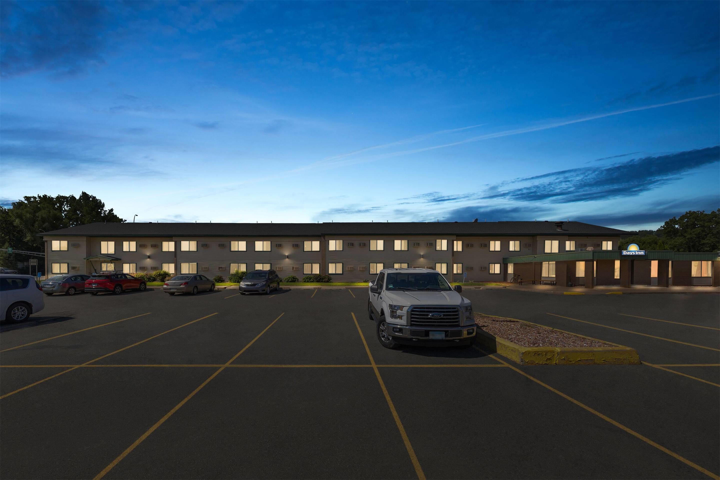 Exterior | Days Inn by Wyndham Winona