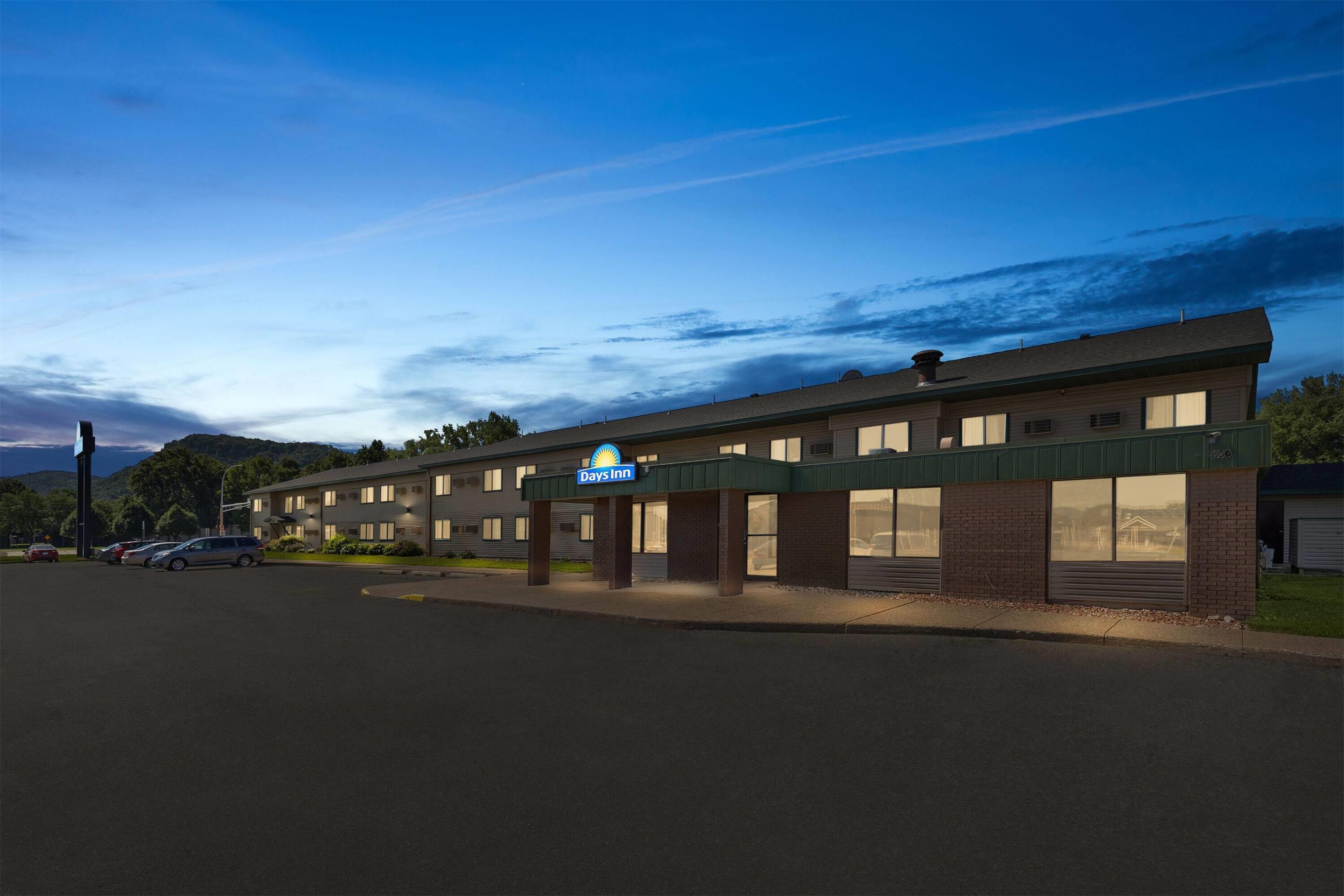 Exterior | Days Inn by Wyndham Winona