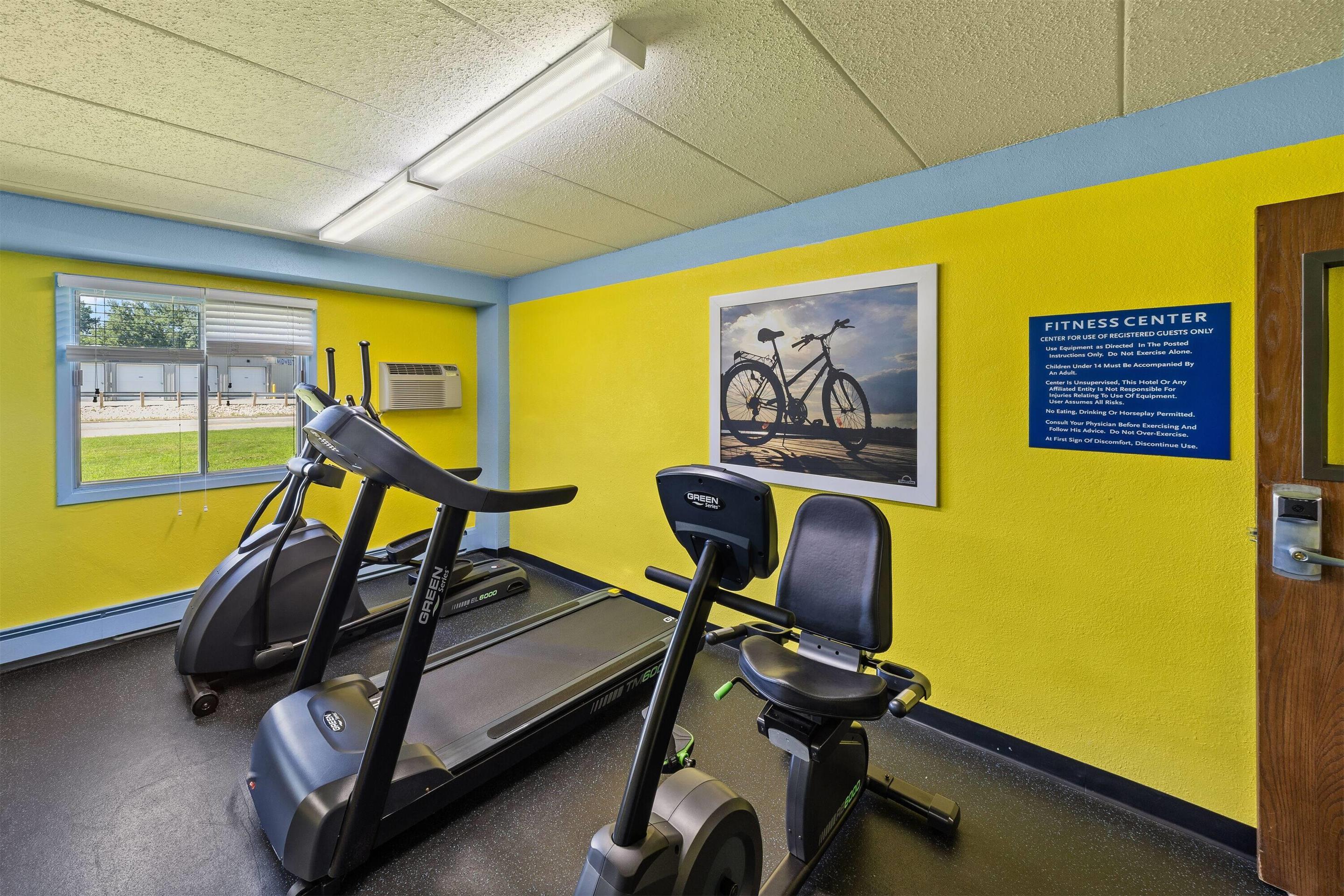 Health club fitness center gym | Days Inn by Wyndham Winona