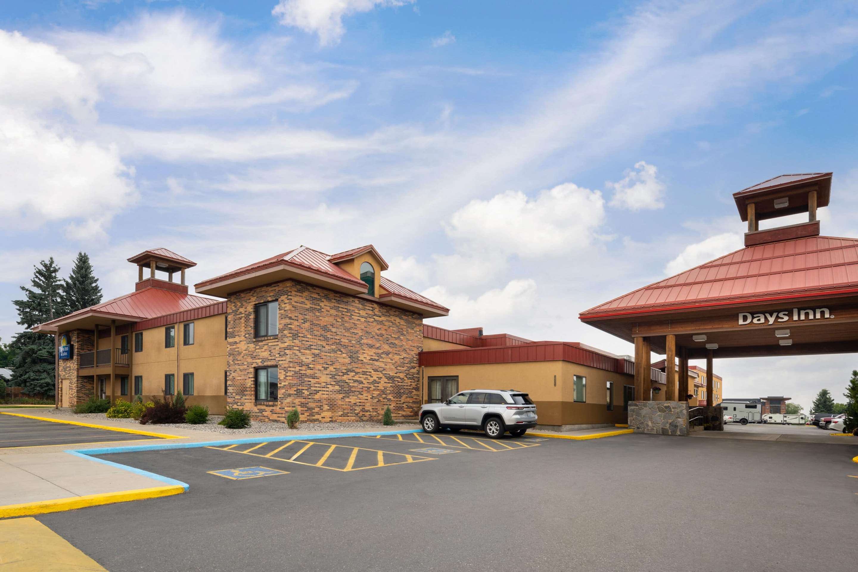 Exterior | Days Inn & Suites by Wyndham Bozeman