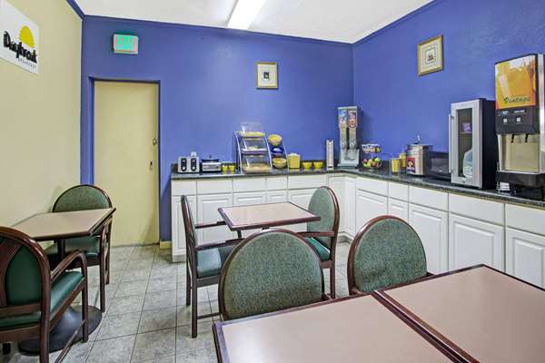  - Days Inn Benson - I-95, Exit 79