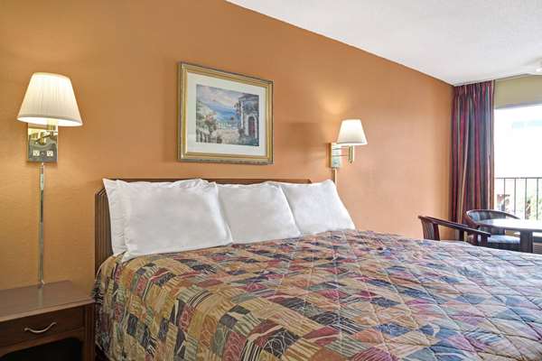  - Days Inn Benson - I-95, Exit 79