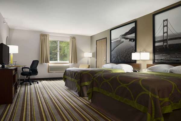  - Super 8 Hotel Manistee