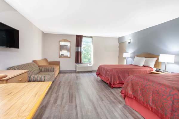  - Days Inn Clinton - I-26, Exit 52