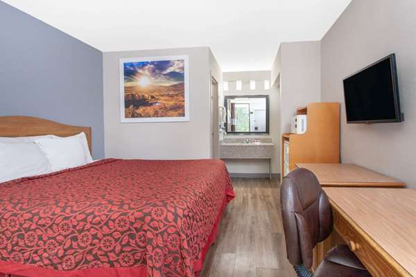  - Days Inn Clinton - I-26, Exit 52