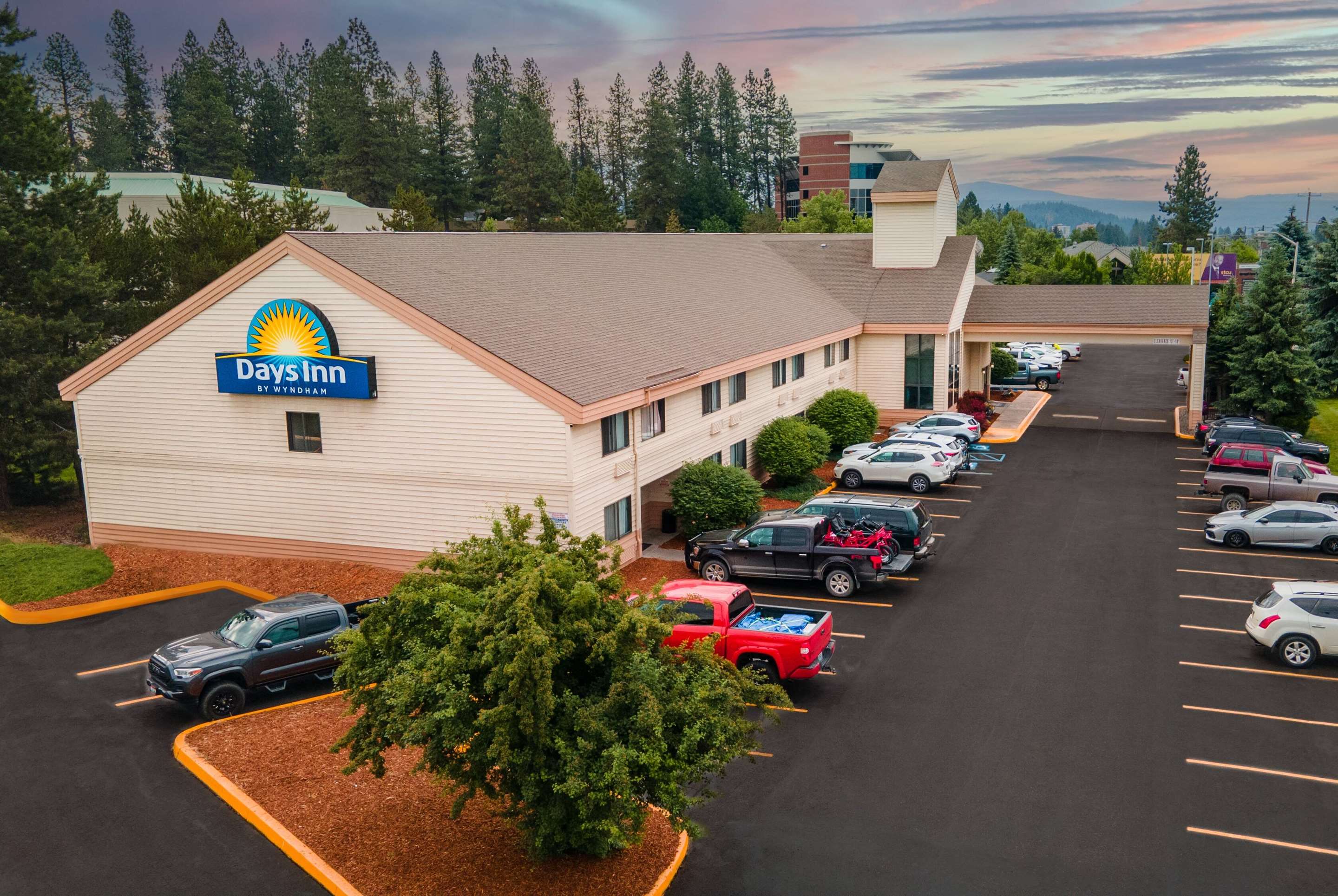 Exterior | Days Inn by Wyndham Coeur d'Alene