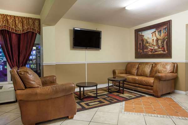  - Days Inn Daytona Speedway - I-95, Exit 260C