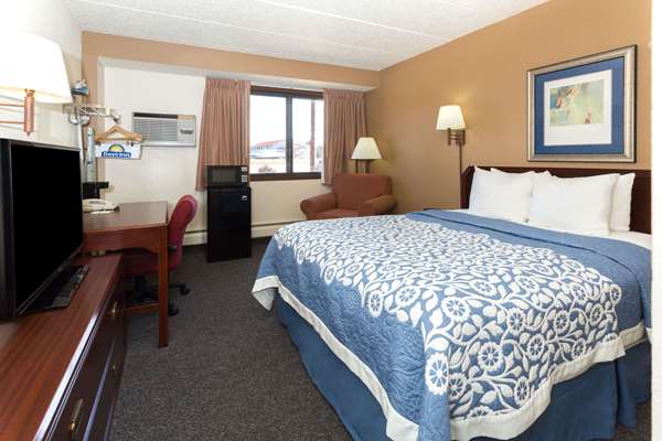  - Days Inn Fort Collins - I-25, Exit 269