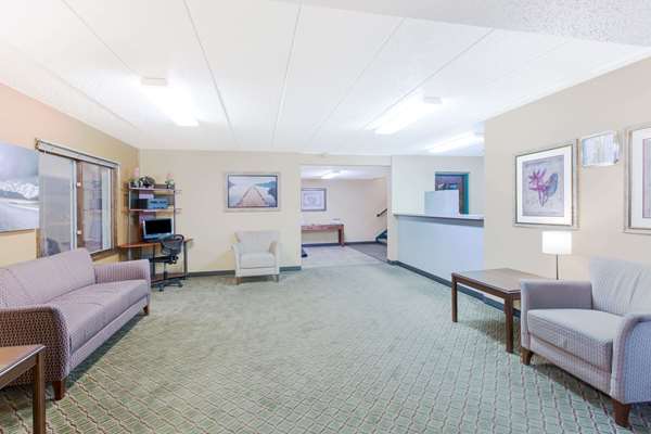  - Days Inn Sioux Falls - I-29, Exit 77