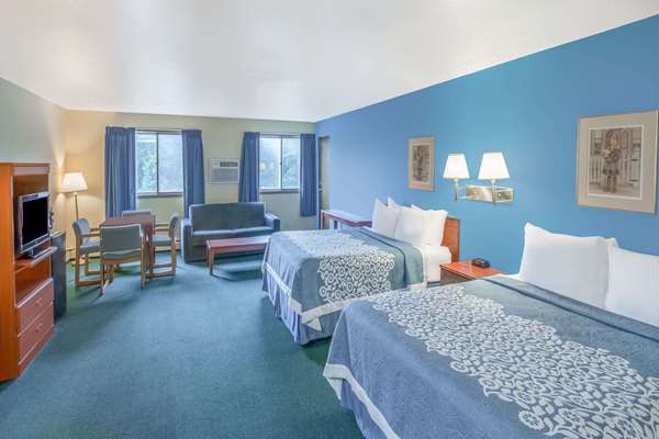 Suite - Days Inn Sioux Falls - I-29, Exit 77