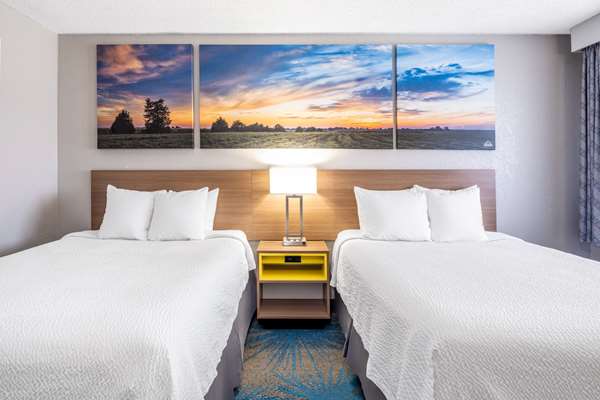  - Days Inn Sioux Falls Airport - I-90, Exit 399