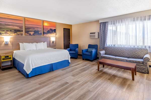  - Days Inn Sioux Falls Airport - I-90, Exit 399