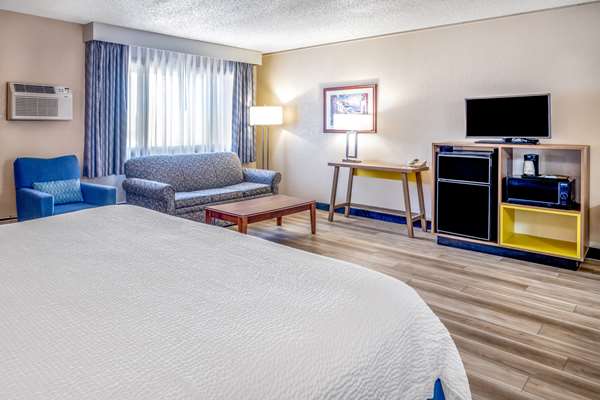  - Days Inn Sioux Falls Airport - I-90, Exit 399