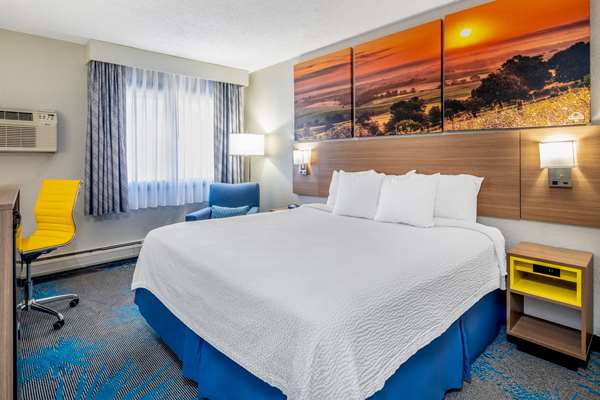  - Days Inn Sioux Falls Airport - I-90, Exit 399