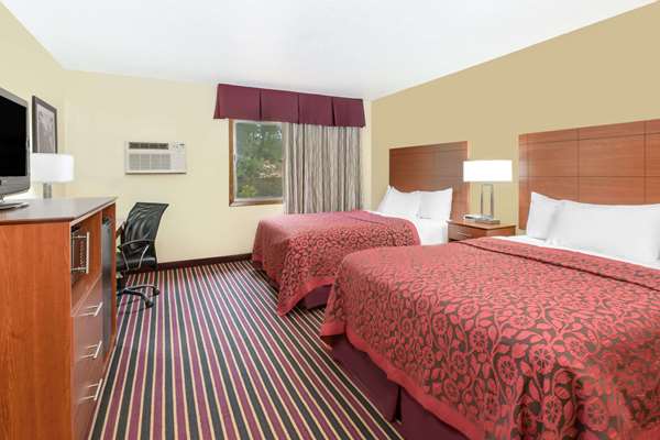  - Days Inn Newton - I-80, Exit 164