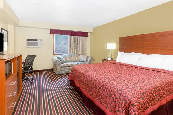  - Days Inn Newton - I-80, Exit 164