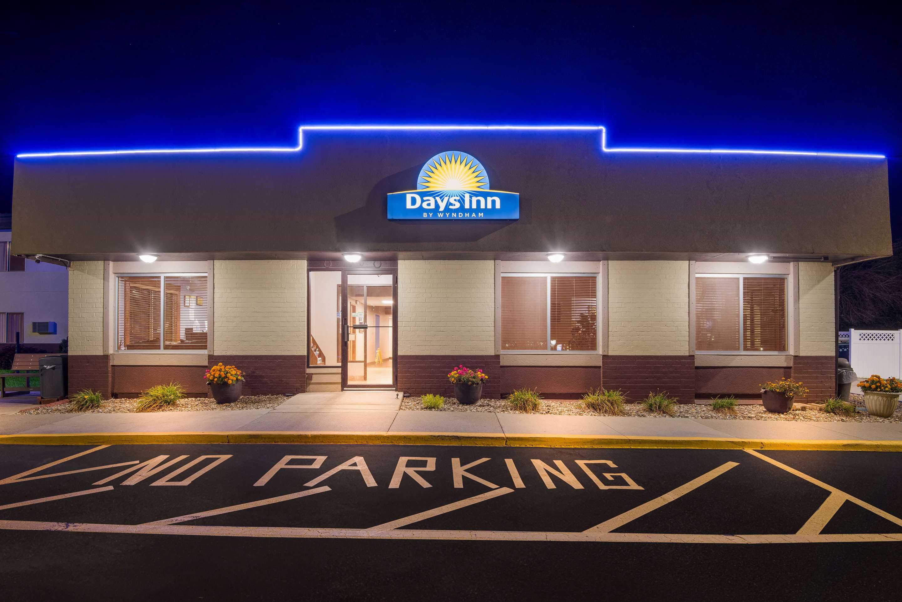 Exterior | Days Inn by Wyndham Newton
