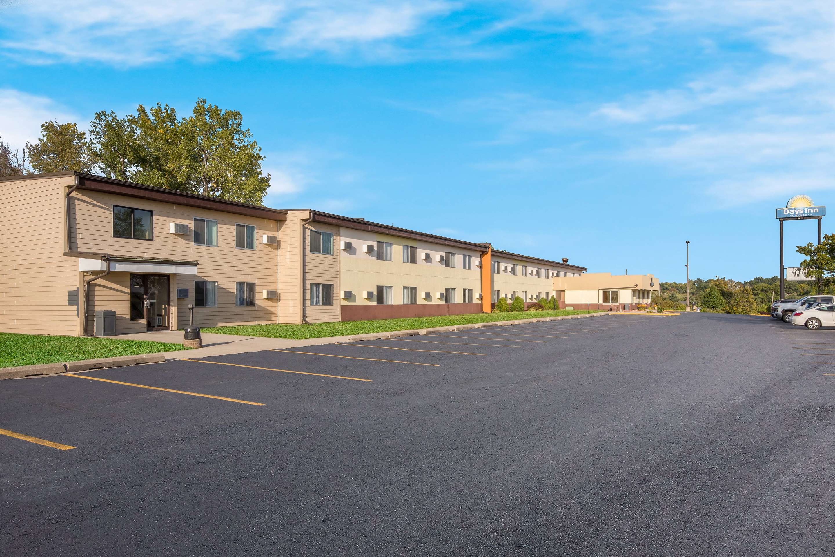 Exterior | Days Inn by Wyndham Newton
