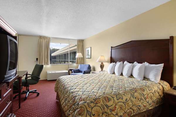  - Days Inn Gateway DC