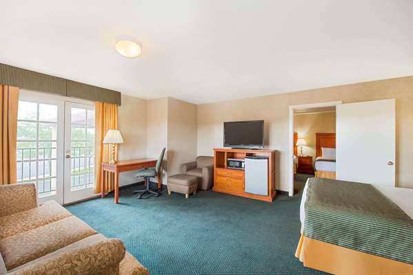  - Ramada Limited Hotel Flagstaff - I-40, Exit 198