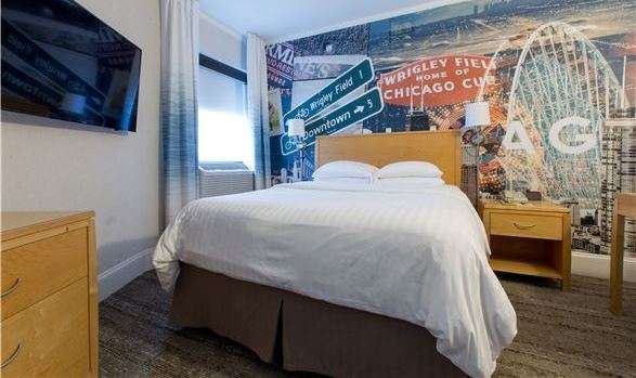  - Hotel Versey Days Inn Lincoln Park Chicago