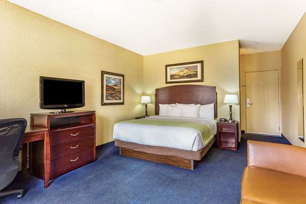  - Days Inn Mesa