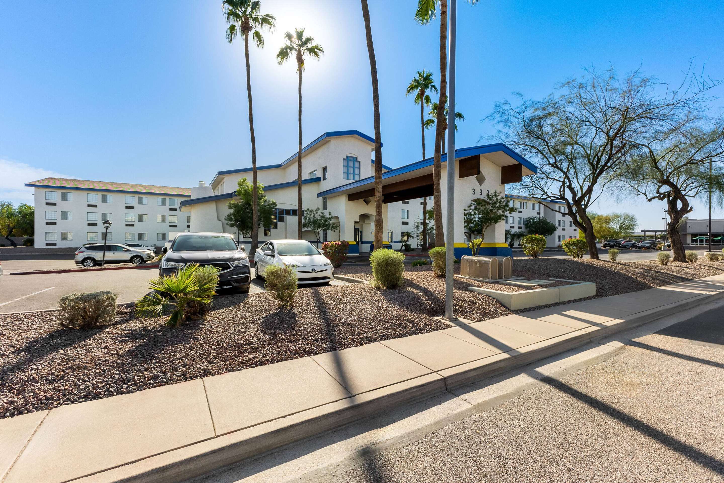 Exterior | Days Hotel by Wyndham Mesa Near Phoenix