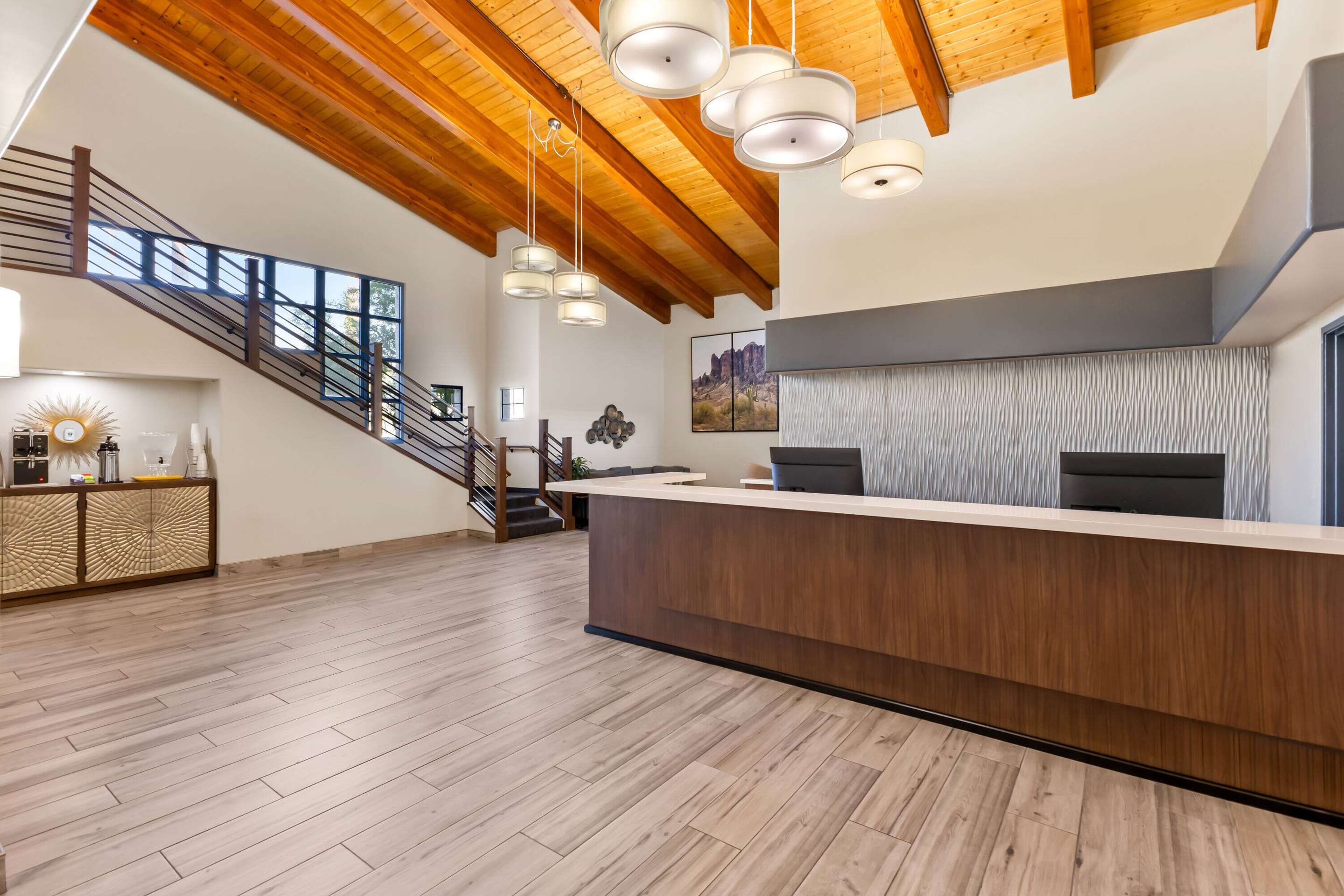 Reception | Days Hotel by Wyndham Mesa Near Phoenix