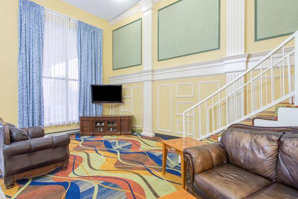  - Days Inn Airport Roanoke - I-81, Exit 146