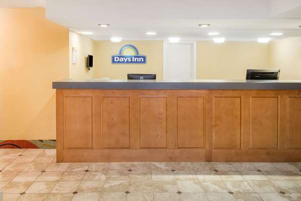  - Days Inn Airport Roanoke - I-81, Exit 146
