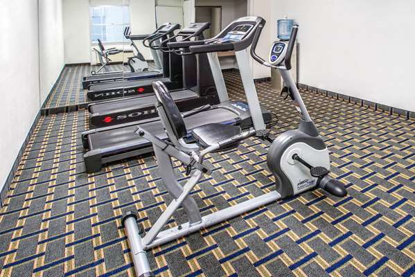 Fitness/ Exercise Room - Days Inn Airport Roanoke - I-81, Exit 146