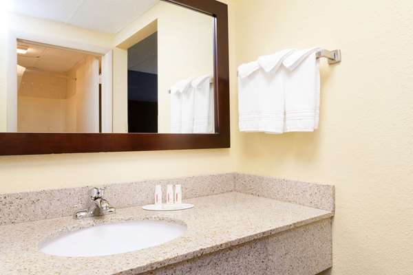 - Days Inn Wilkes-Barre