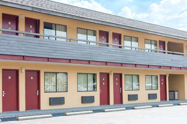 Exterior view - Days Inn Harmarville - I-76, Exit 48