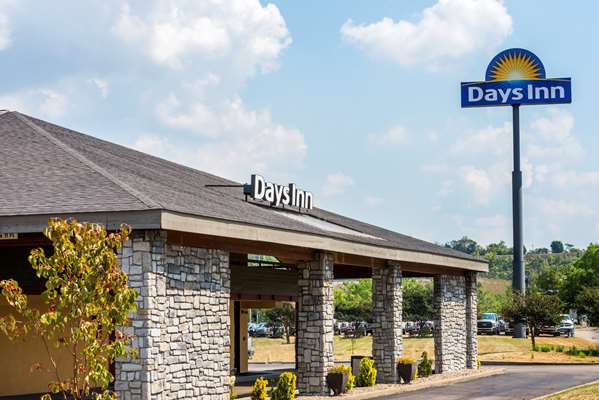 Exterior view - Days Inn Harmarville - I-76, Exit 48
