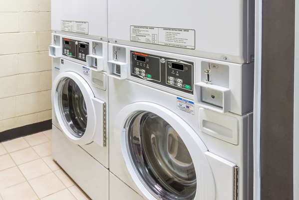  - Days Inn Harmarville - I-76, Exit 48