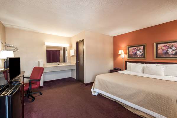  - Days Inn Harmarville - I-76, Exit 48