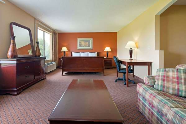 Suite - Days Inn Northeast Montgomery