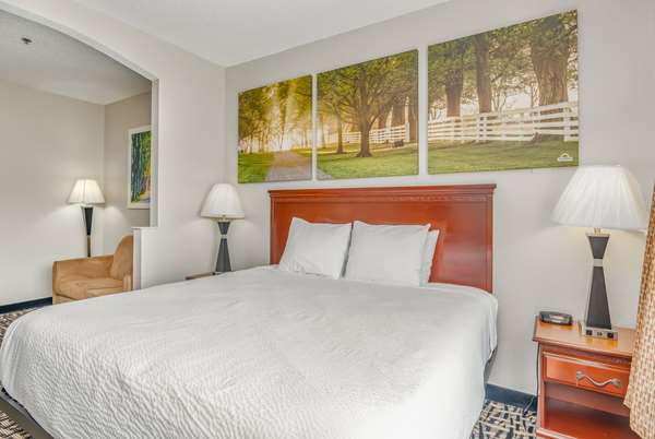  - Days Inn Northeast Montgomery