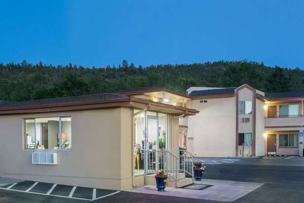 Exterior view - Travelodge Motel Williams