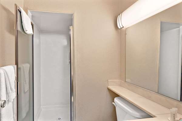  - Travelodge Burbank