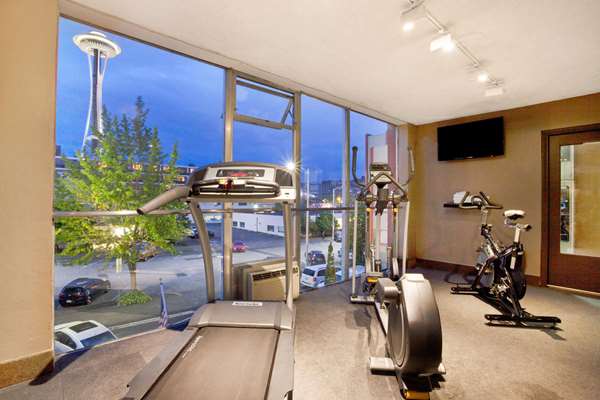 Fitness/ Exercise Room - Travelodge Space Needle Seattle
