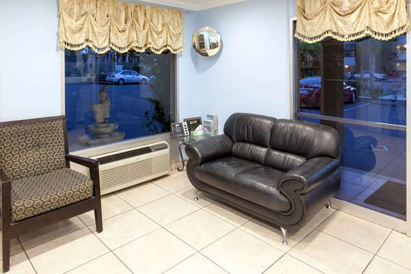  - Travelodge Downtown Long Beach