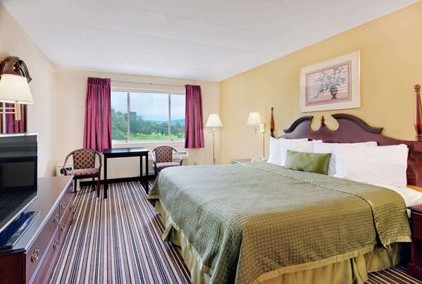  - Travelodge Chambersburg