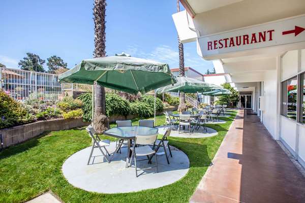 Exterior view - Travelodge Fairgrounds Monterey