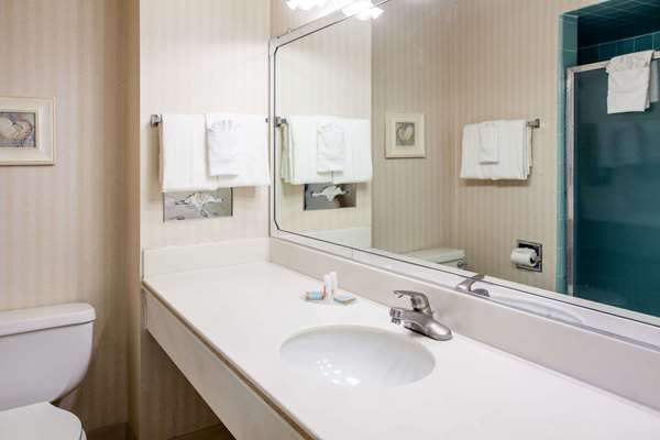  - Travelodge Fairgrounds Monterey