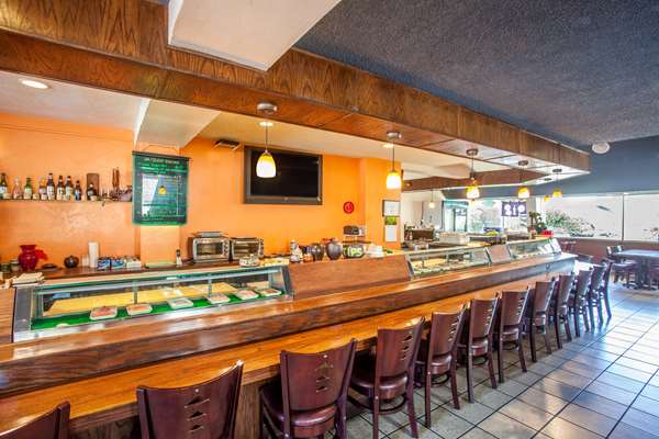 Restaurant - Travelodge Fairgrounds Monterey