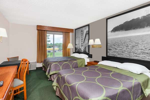  - Super 8 Motel Athens - I-65, Exit 351